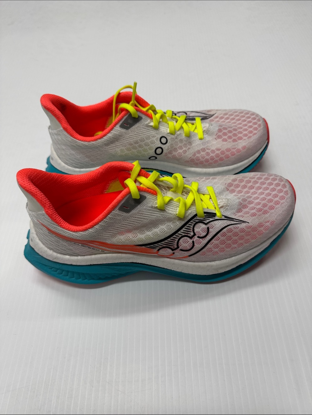 Saucony Endorphin Speed 5 Women’s Size 8.5